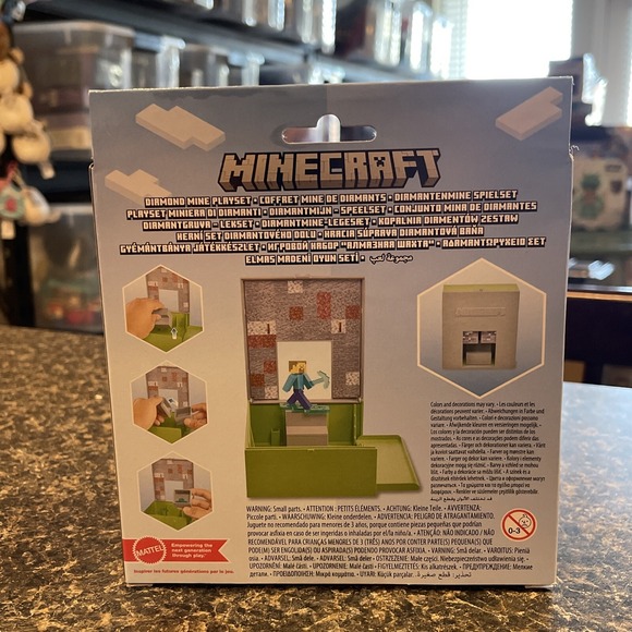 Mattel Minecraft Diamond Mine Playset with 2 inch Figure - Brand New - Picture 3 of 6